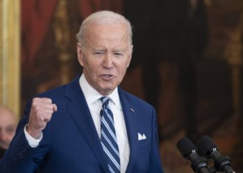 Cijeli svijet bruji o novom Bidenovom gafu: Ljudi počinju sumnjati na nešto