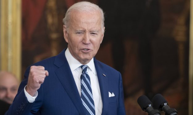 Cijeli svijet bruji o novom Bidenovom gafu: Ljudi počinju sumnjati na nešto