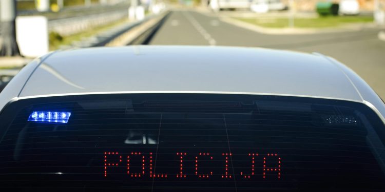 Slobodna Dalmacija – Što im se događa?! Policajci u Splitu i okolici u par sati uhvatili čak 30 vozača koji su vozili u suprotnom smjeru
