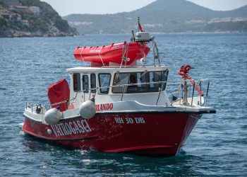 Slobodna Dalmacija – Norvežanke po najvećem zvizdanu krenule u šetnju i izgubile se iznad Vinišća, otkrivamo detalje dramatičnog spašavanja