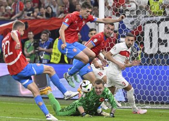 ISTVAN KOVACS MALO POGURAO TURKE Gruzija senzacionalno pobijedila Portugal i prošla u osminu finala | NACIONAL.HR