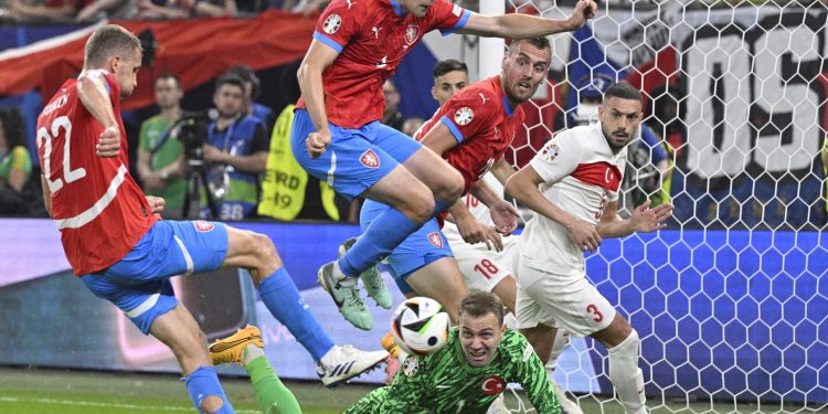 ISTVAN KOVACS MALO POGURAO TURKE Gruzija senzacionalno pobijedila Portugal i prošla u osminu finala | NACIONAL.HR