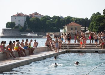 Zadarski Plivački klub upisuje nove članove u ljetnu Školu plivanja: obuka neplivača bit će na bazenu Kolovare!