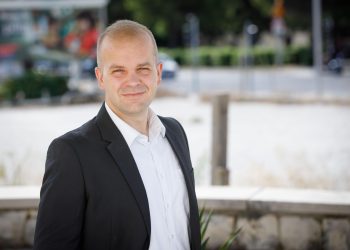 Slobodna Dalmacija – Otkrivamo pozadinu nervoze mlađahnog splitskog desničara: Pauk je htio biti