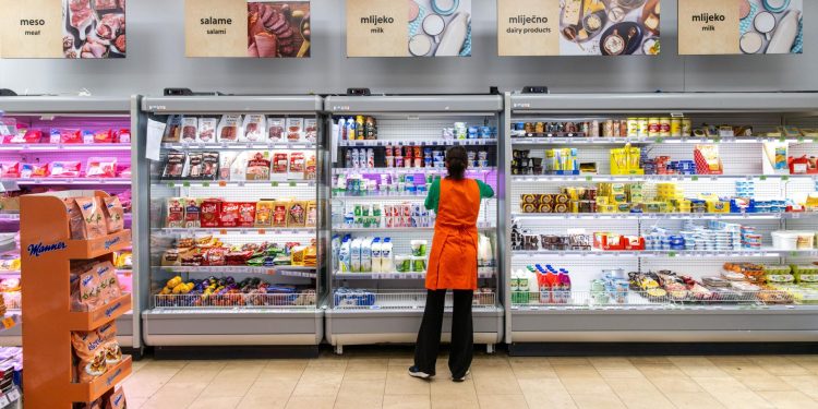 Slobodna Dalmacija – Splićani, obavite spizu na vrijeme, sutra rade samo dvije trgovine! U nedjelju su bolje šanse za šoping, donosimo popis