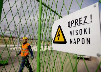 Korčulanski energetičar o kolapsu: ‘Ne žalite se! Struje nije bilo samo tri sata, HEP-ovci su napravili vrhunski posao!’