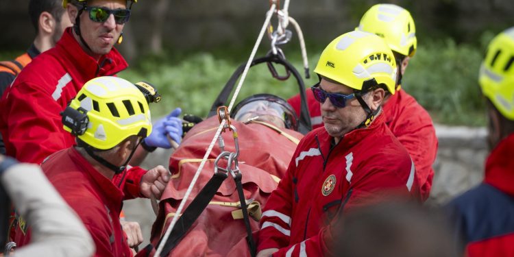 Slobodna Dalmacija – Splitski vatrogasci su jučer imali pune ruke posla! Doznali smo koliko ljudi je zaglavilo u liftu zbog nestanka struje