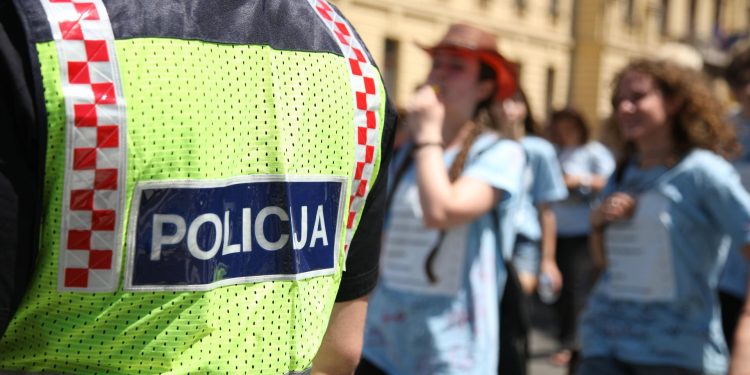 Slobodna Dalmacija – Dolijao dvojac iz BiH koji je počino čak 27 krađi u Splitu: policija objasnila kako su ‘operirali’