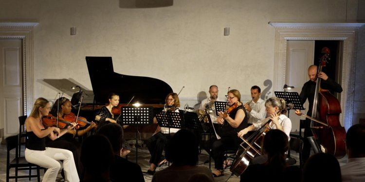 Drugi koncert ciklusa bachsorgousx7 u organizaciji Radionice Sorgo: Glazba Dvořáka, Bacha i Sorkočevića u ljetnikovcu Kaboga