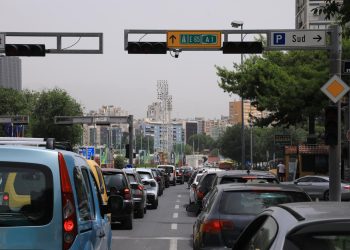 Slobodna Dalmacija – Splitskom đaku pozlilo na putu do škole, ušao je u prvi kafić. I onda…. Priča se širi Fejsom, komentari se nižu