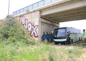 Slobodna Dalmacija – Pukom srećom u Kaštelima je izbjegnuta veća nesreća. Pogledajte gdje se autobus zaustavio, a u blizini je i benzinska…