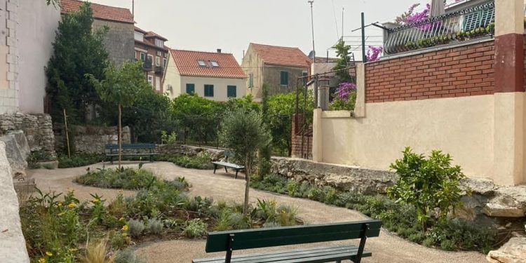 Slobodna Dalmacija – Novo izdanje nekad zapuštenog parka u centru Splita: ‘Parkovi i nasadi’ ne kriju ponos rezultatom, što vi kažete?