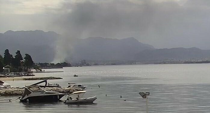 Slobodna Dalmacija – U Kaštelima gori u pogonu hrvatskog ‘kralja otpada’! Poduzetnik Pripuz ključni je ‘igrač’ na zemljištu stare Željezare