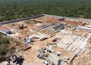 Obišli smo gradilište najvećeg azila za pse i mačke u Dalmaciji: zimi kad zapuše bura u boksevima će raditi podno grijanje!