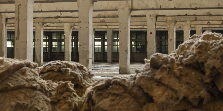 Slobodna Dalmacija – Obišli smo zloglasni kompleks bivšeg giganta, dočekali su nas apokaliptični prizori: čudo da tu nije palo stotinu glava