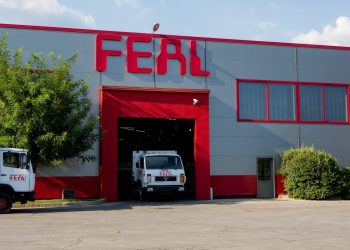 Slobodna Dalmacija – Tko je vlasnik izgorjele jahte? Ima 13 tvrtki, nećak je stradalog hercegovačkog poduzetnika koji je pomagao Bandiću