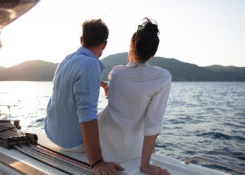 Slobodna Dalmacija – Ovo je jahta koja je izgorjela u Makarskoj, bila je jedna od najluksuznijih. Pogledajte kako je izgledala prije požara