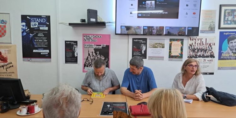 Ante Tomić predstavio svoju novu knjigu, pogledajte tko je sve bio na promociji