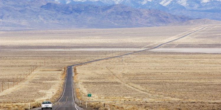 Auto Klub – Ovo je ‘najusamljenija cesta na svijetu’: Možete voziti satima a da ne sretnete baš nikoga