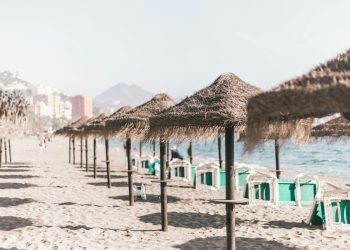 BRITANCI NAJAVLJUJU: "Turizam na Mediteranu bliži se kraju!"