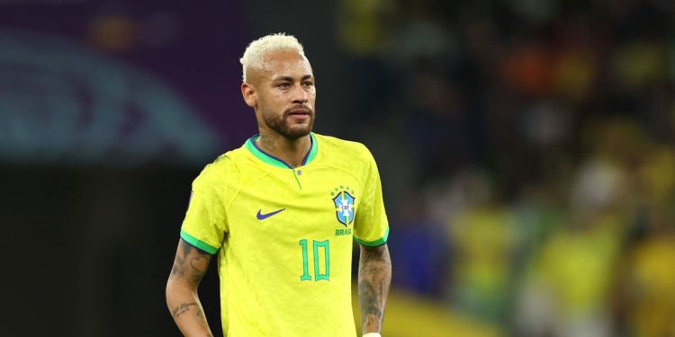 Brazil, Neymar posjetio utočište svojih suigrača: “Lijepo ih je ponovno vidjeti”