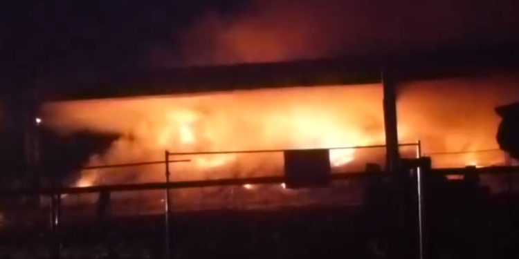 Buktinja na Jakuševcu: Dok ste spavali noćas, niste ni slutili što su proživljavali stanovnici Jakuševca