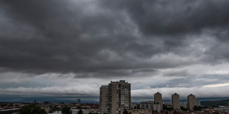 Dio Hrvatske opet u crvenom alarmu: Šef DHMZ-a otkrio što nas čeka idući tjedan