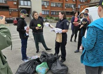 Djeca iz Centra za autizam u posjetu Policijskoj upravi