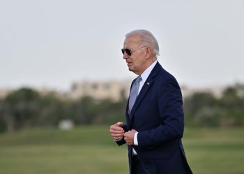 Donatori demokrata žele da se Biden povuče — Bloomberg — RT World News