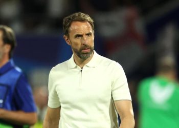 Engleska, veliki san;  Brighton, nakon De Zerbija.  POSLUŠAJTE U BOXU