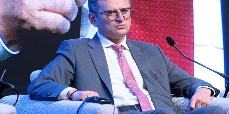 DMITRO KULEBA Ukrajinski šef diplomacije: Bez pravednog mira doći će novog rata | NACIONAL.HR