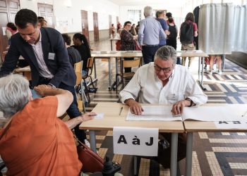 POVEĆANJE Zasad vrlo visoka izlaznost: ‘Najviša razina od parlamentarnih izbora 1981.’ | NACIONAL.HR