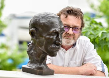 KRUNO LOKOTAR ‘Kao freelance urednik bio sam i ostao eksces na sceni’ | NACIONAL.HR