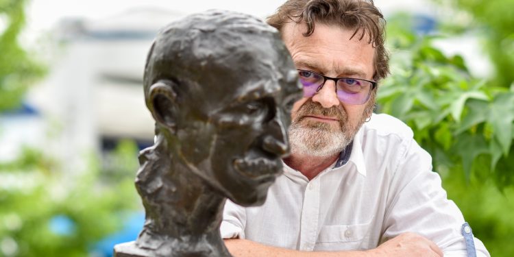 KRUNO LOKOTAR ‘Kao freelance urednik bio sam i ostao eksces na sceni’ | NACIONAL.HR