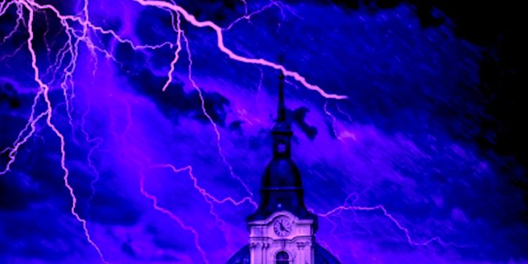 Kaos u Vatikanu, poznati biskup optužen za raskol oštro odgovorio Papi