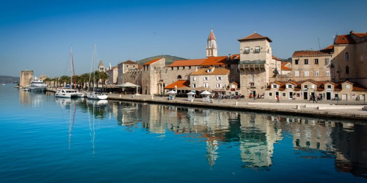 Klapa Trogir otvara 54. Trogirsko kulturno ljeto