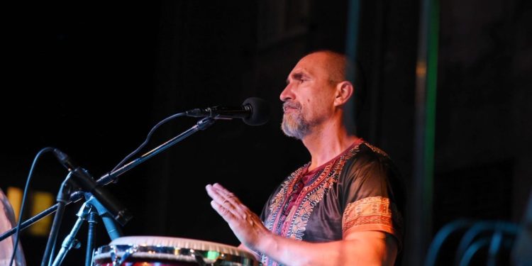 Koncertom grupe Cubismo sinoć je svečano otvoreno Kaštelansko kulturno i zabavno ljeto