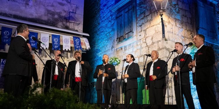 Koncertom u čast Vinka Coce otvoren 58. omiški Festival