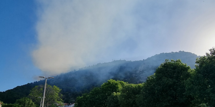 Lokaliziran požar na Hvaru!