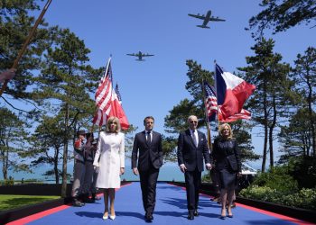 Macronov izborni ruski rulet i njegova poruka iz Pariza: dajte im rata i igara