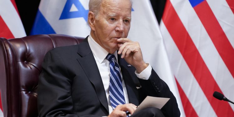 Mnogi bi htjeli da se Joe Biden povuče iz izborne utrke, ali stigao im je odgovor: ‘Apsolutno ne’