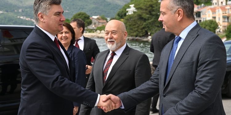 Nikad gori odnosi između Hrvatske i ‘Vučićeve’ Crne Gore, a sad novi potez koji daje nadu