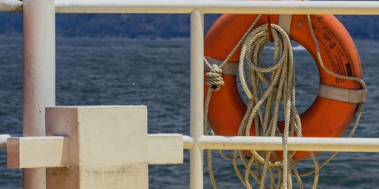 Očajni apel posade broda “Solin”: “Nemaju hrane, vode, klimu. Skupljaju kišnicu…”