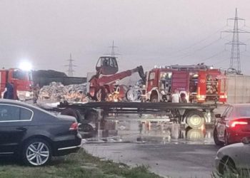 Odbačena bočica spreja uzrok planuća plastike