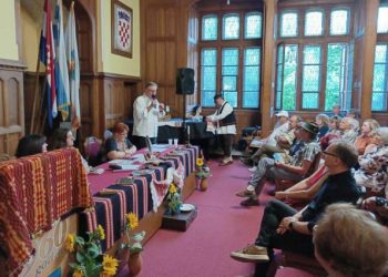 Okupilo se 30-ak pjesnika