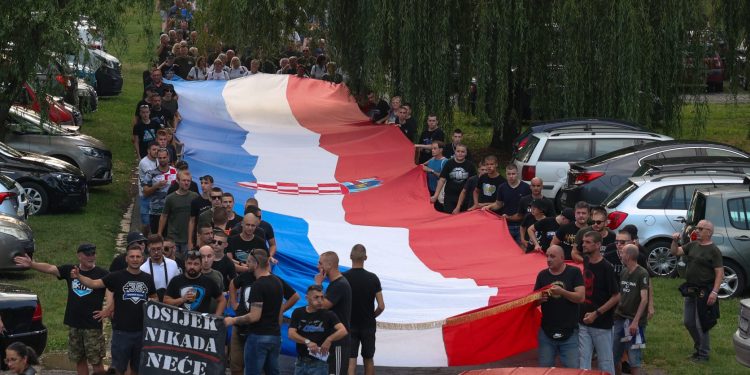 Osijek obilježio Dan osječkih branitelja