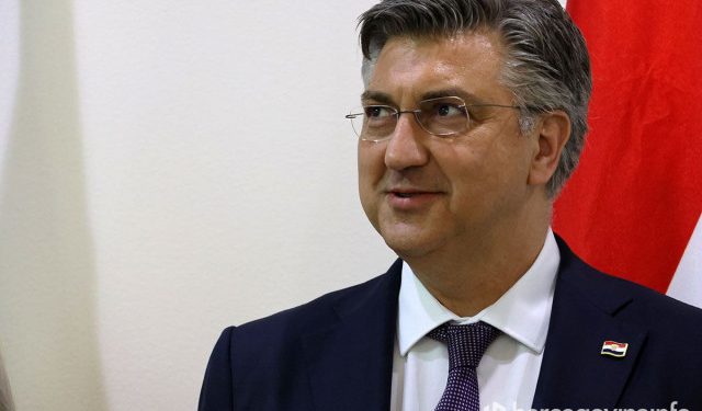 PLENKOVIĆ “Imamo više od 76 ruku, pobijedili smo i formiramo treću vladu zaredom”