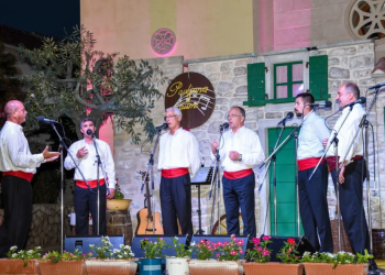 POVLJANA U PISMI Susret klapa na Pagu!