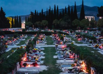 PROBLEMI NA LOVRINCU Odgađaju se termini sprovoda: “Nedostaje grobara, moguć je i štrajk…”