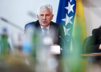 IZBJEGAO ČOVIĆA Američki veleposlanik u BiH s liderima hrvatskih stranak | NACIONAL.HR